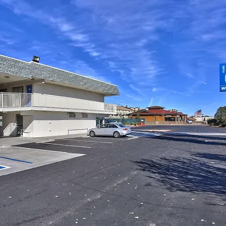 Motel 6-Flagstaff, Az - Butler-2